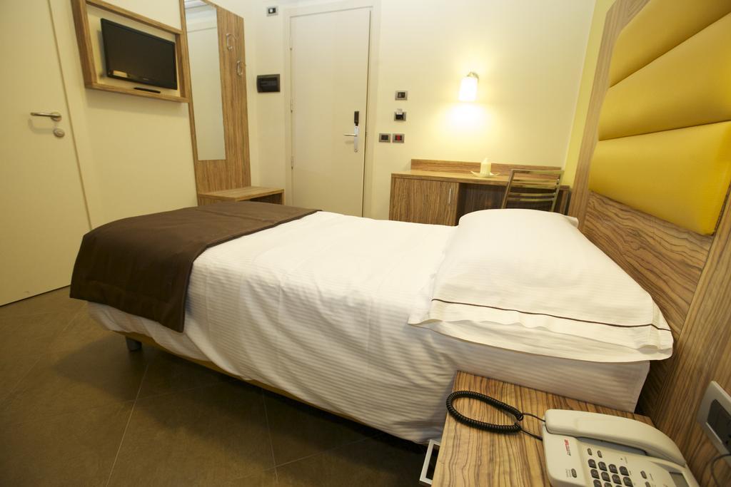 Villa Santa Lucia Giga Hotel חדר תמונה