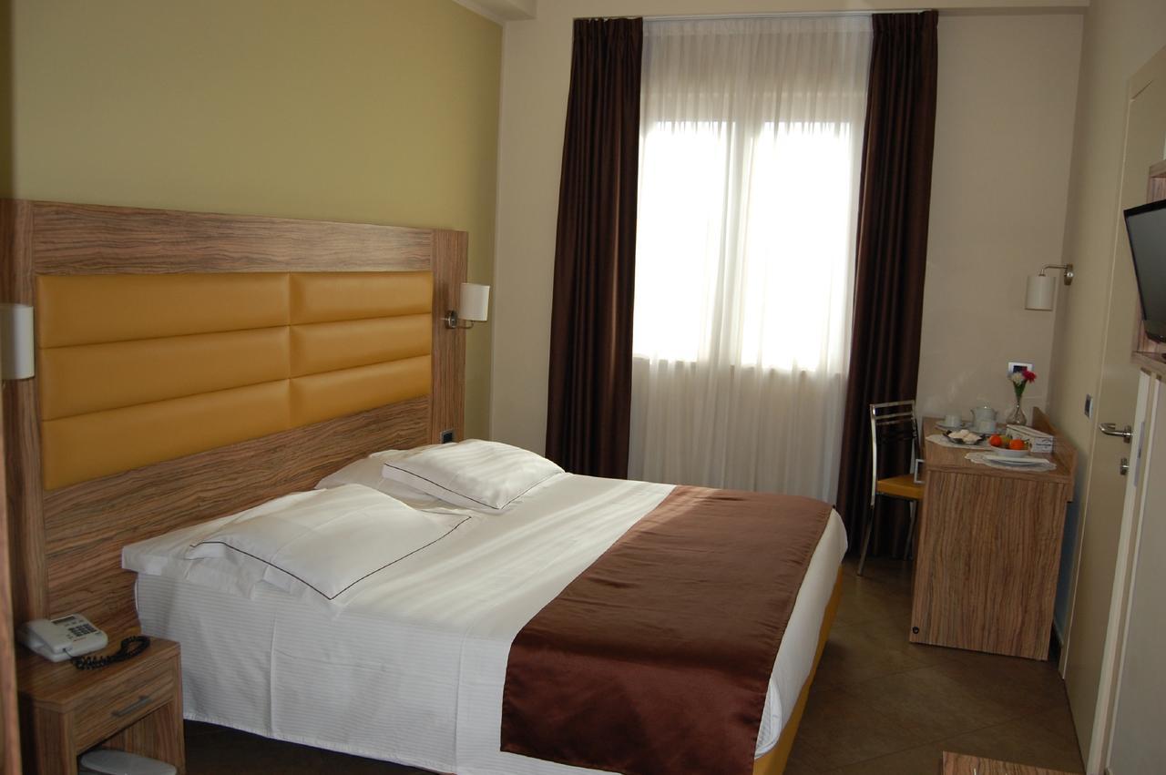 Villa Santa Lucia Giga Hotel מראה חיצוני תמונה