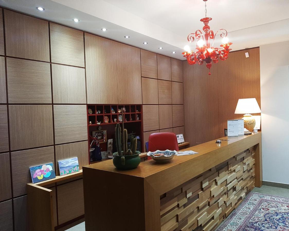 Villa Santa Lucia Giga Hotel מראה חיצוני תמונה